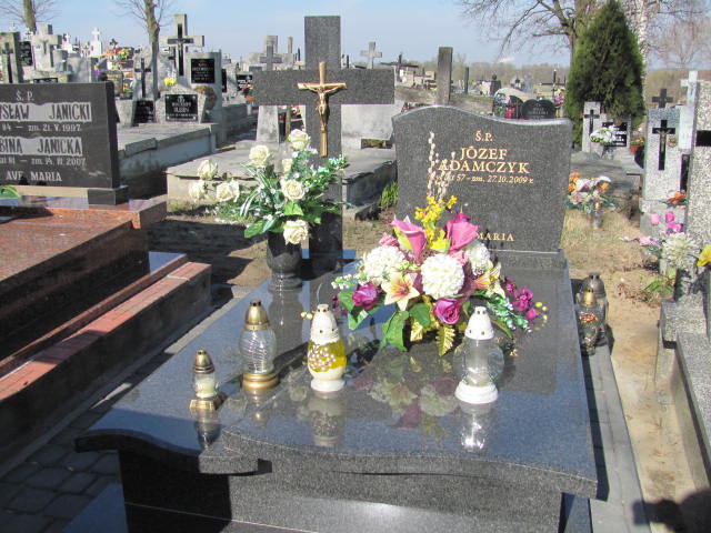 Grób Józef Adamczyk