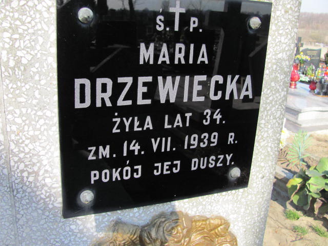 Maria Drzewiecka 1905 Kramsk - Grobonet - Wyszukiwarka osób pochowanych